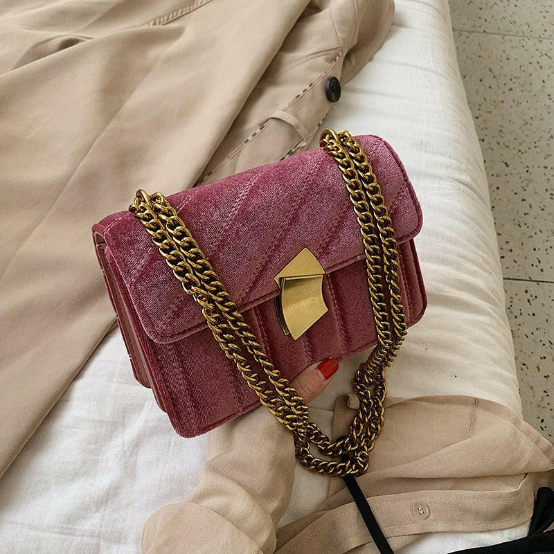 Elegant leather Handbags showcasing premium craftsmanship ideal for stylish and functional everyday use.