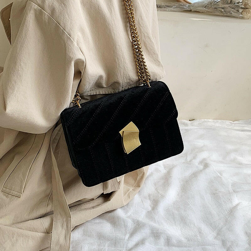 Elegant leather Handbags showcasing premium craftsmanship ideal for stylish and functional everyday use.