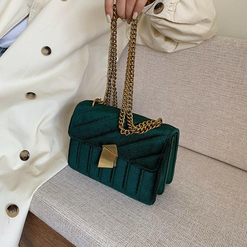 Elegant leather Handbags showcasing premium craftsmanship ideal for stylish and functional everyday use.