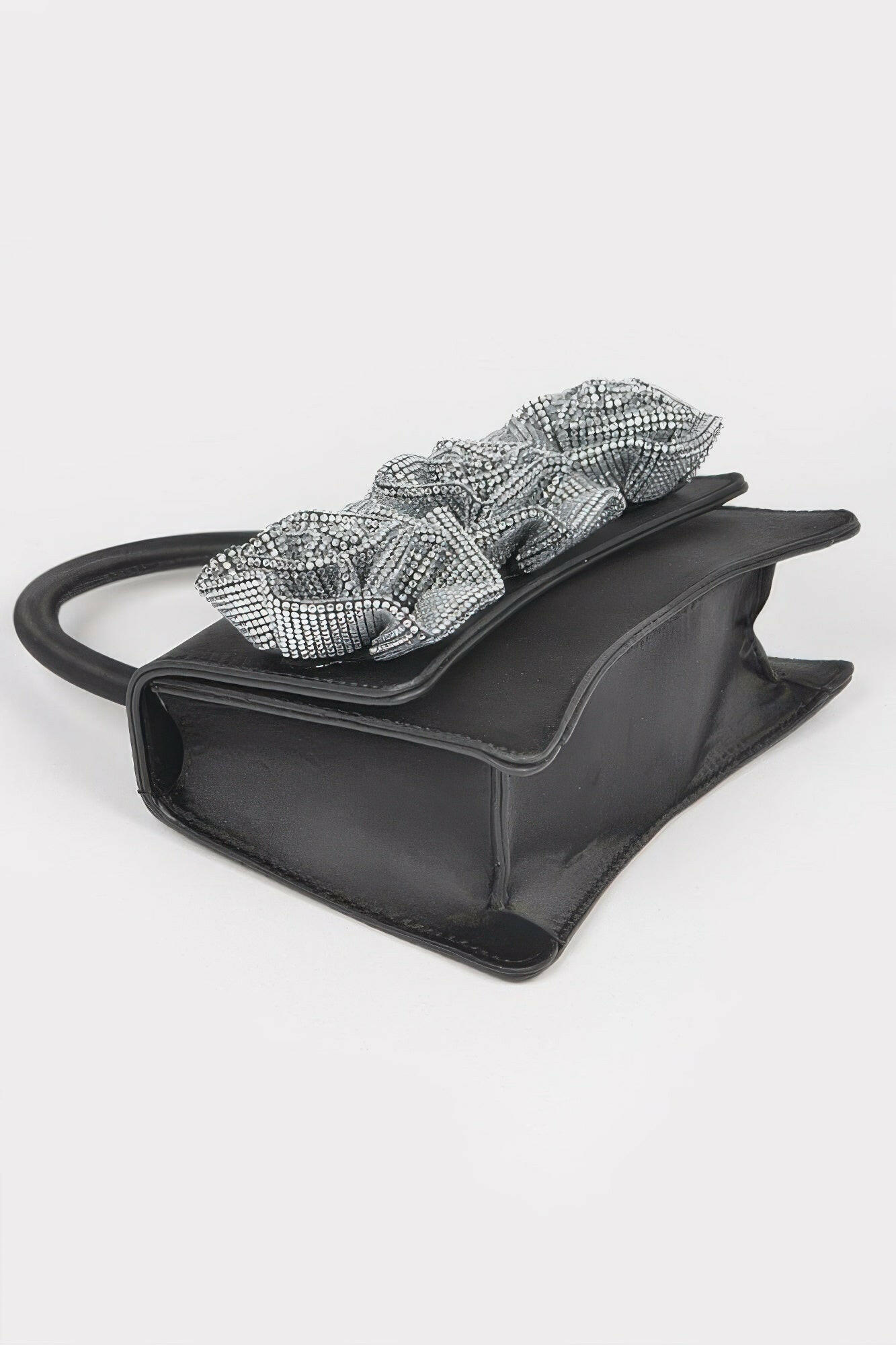 Elegant flower bag showcasing exquisite floral designs, perfect for enhancing your style and making a lasting impression