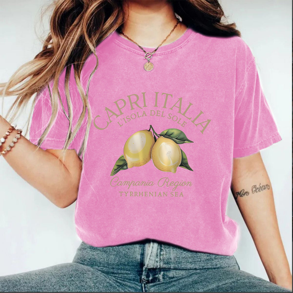 Make vintage T-shirts with plant prints