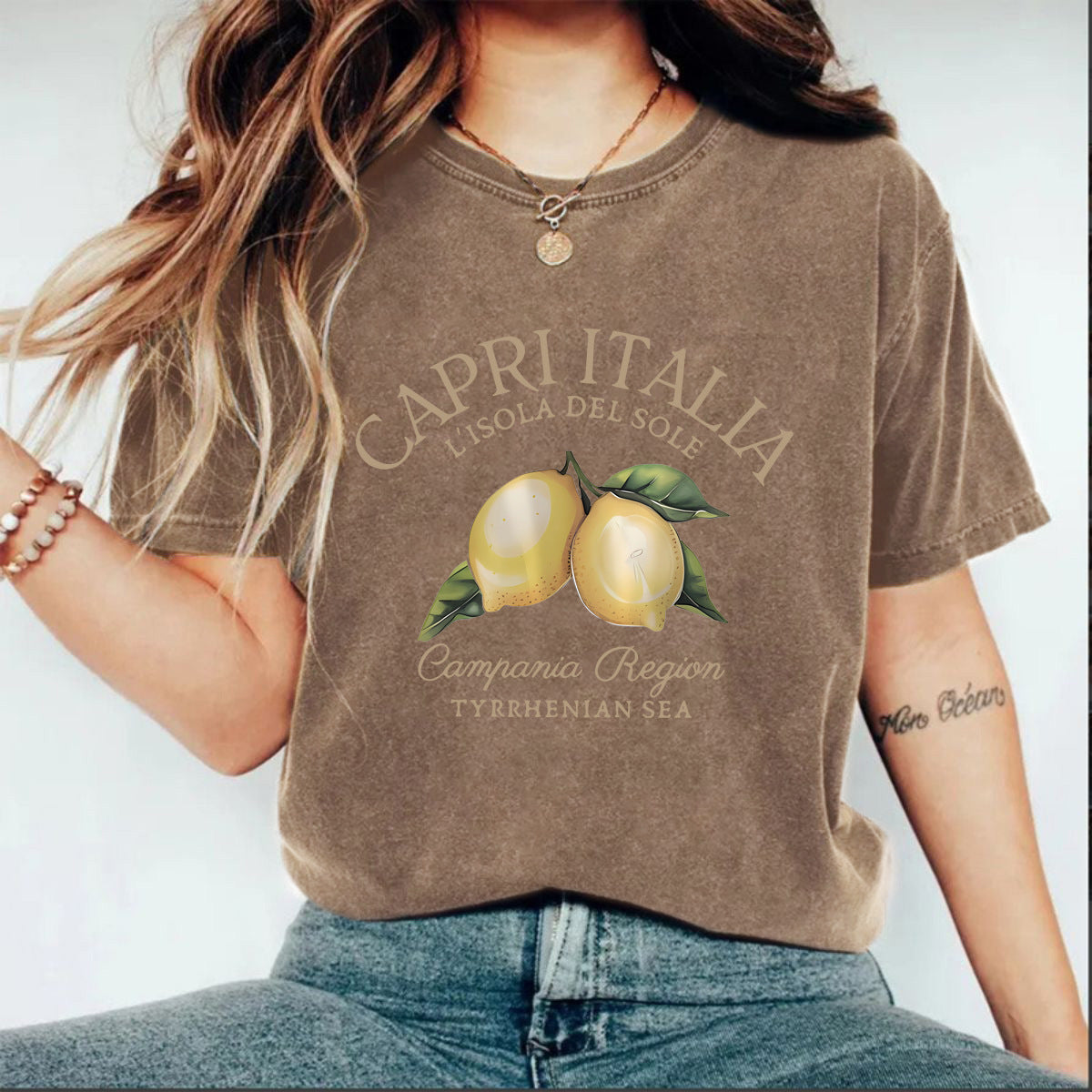 Make vintage T-shirts with plant prints