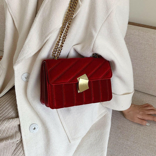 Elegant leather Handbags showcasing premium craftsmanship ideal for stylish and functional everyday use.