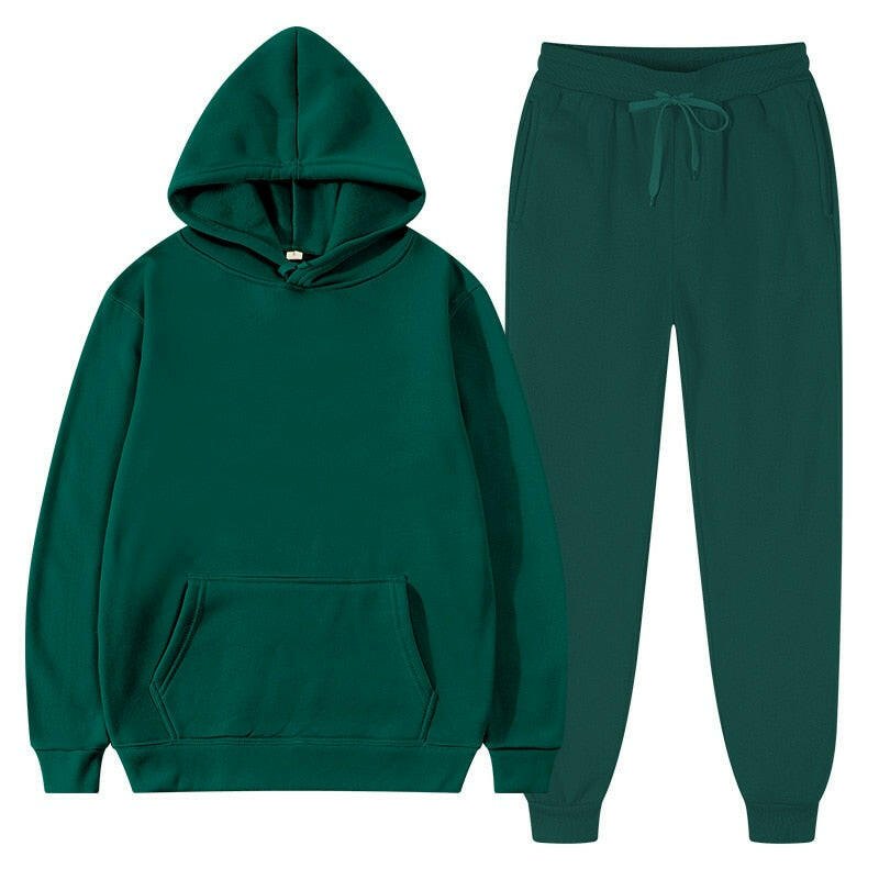 Men tracksuit featuring breathable fabric and modern design for optimal comfort and style