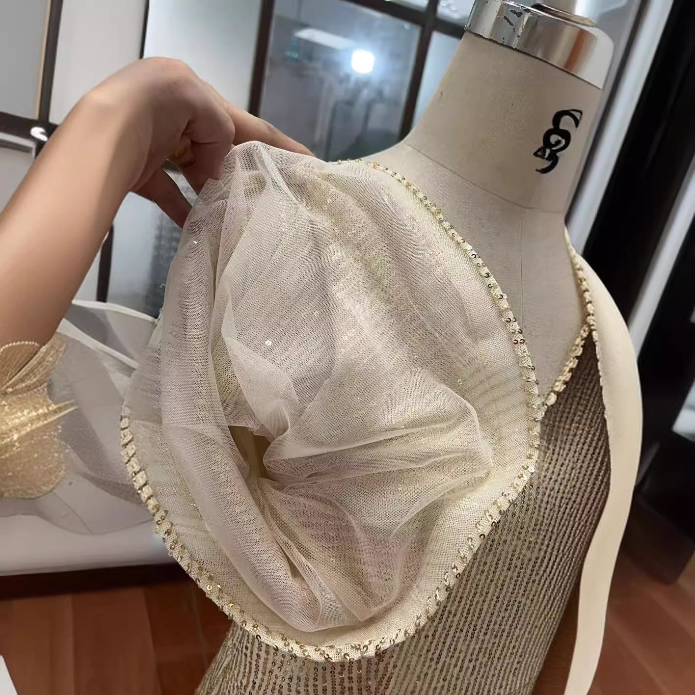 One-Shoulder Golden Sequin Party Evening Dress