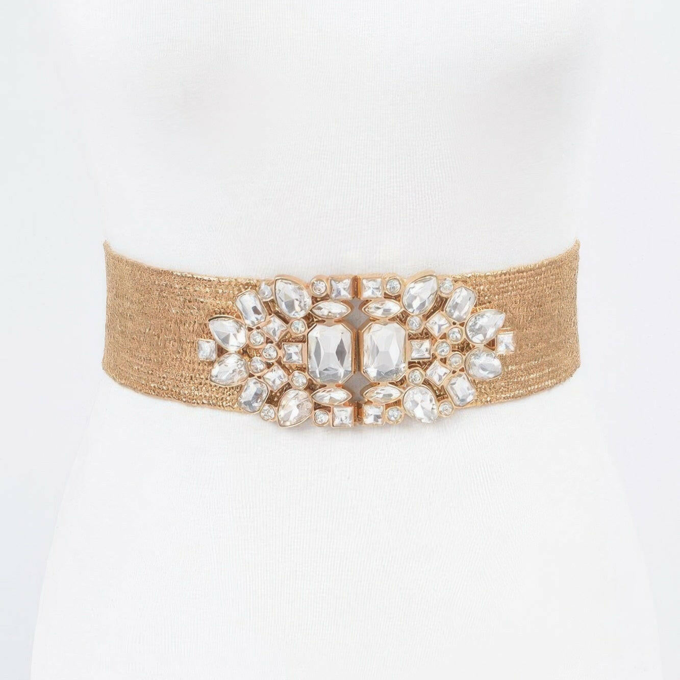 Adjustable stretch belt designed for superior comfort and durability, ideal for everyday wear and active lifestyles.