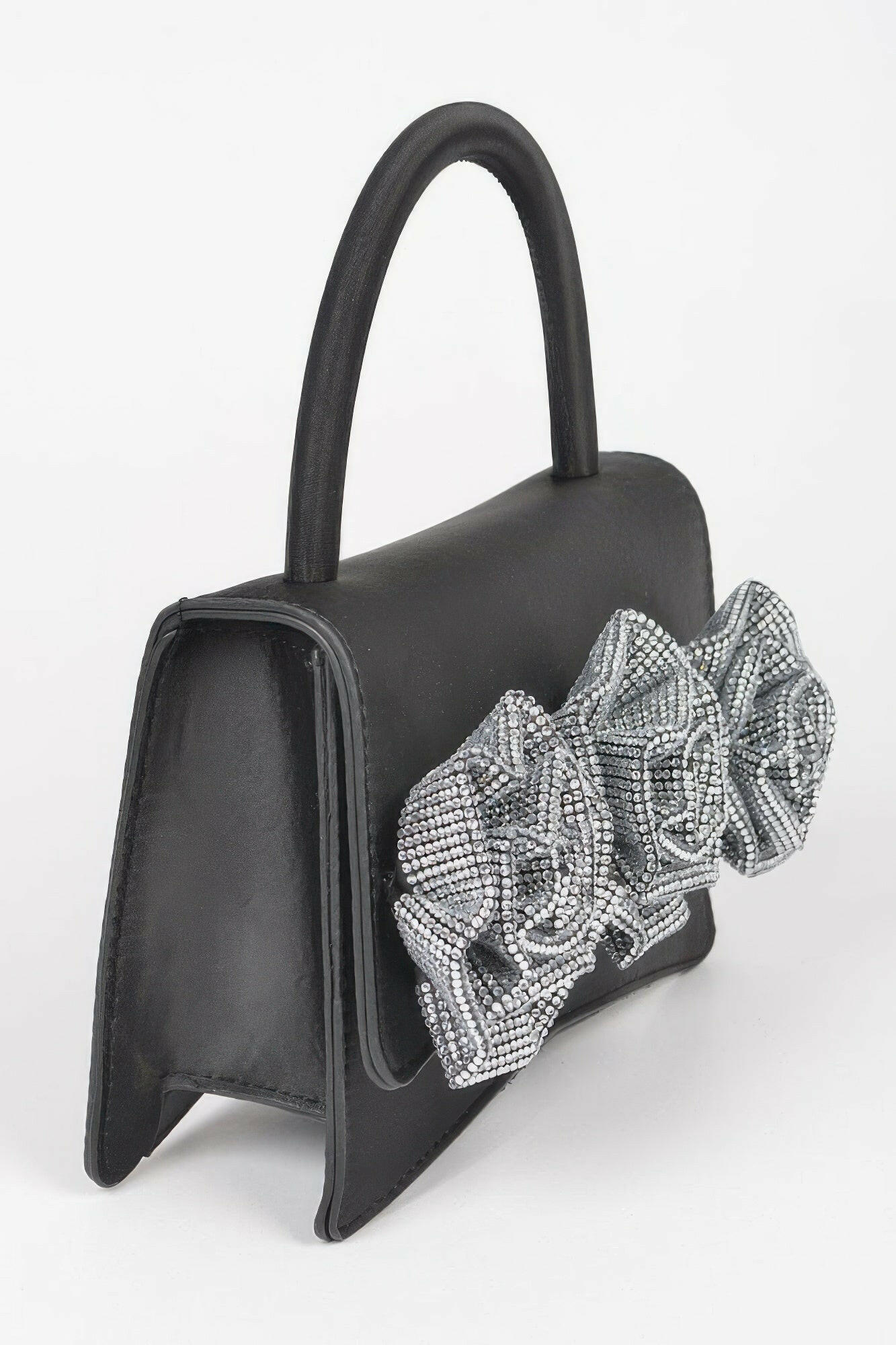 Elegant flower bag showcasing exquisite floral designs, perfect for enhancing your style and making a lasting impression