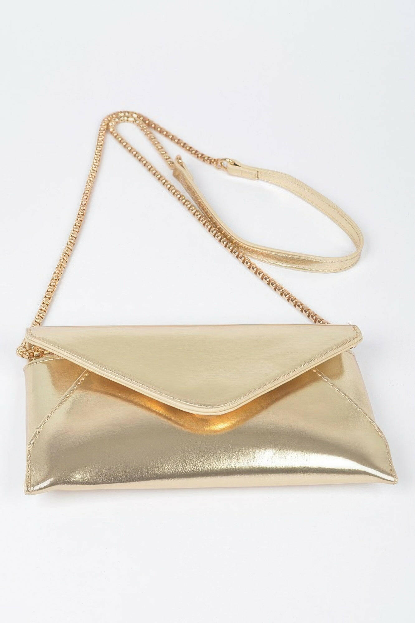 Compact and stylish small bag perfect for everyday use and travel, offering both convenience and elegance.