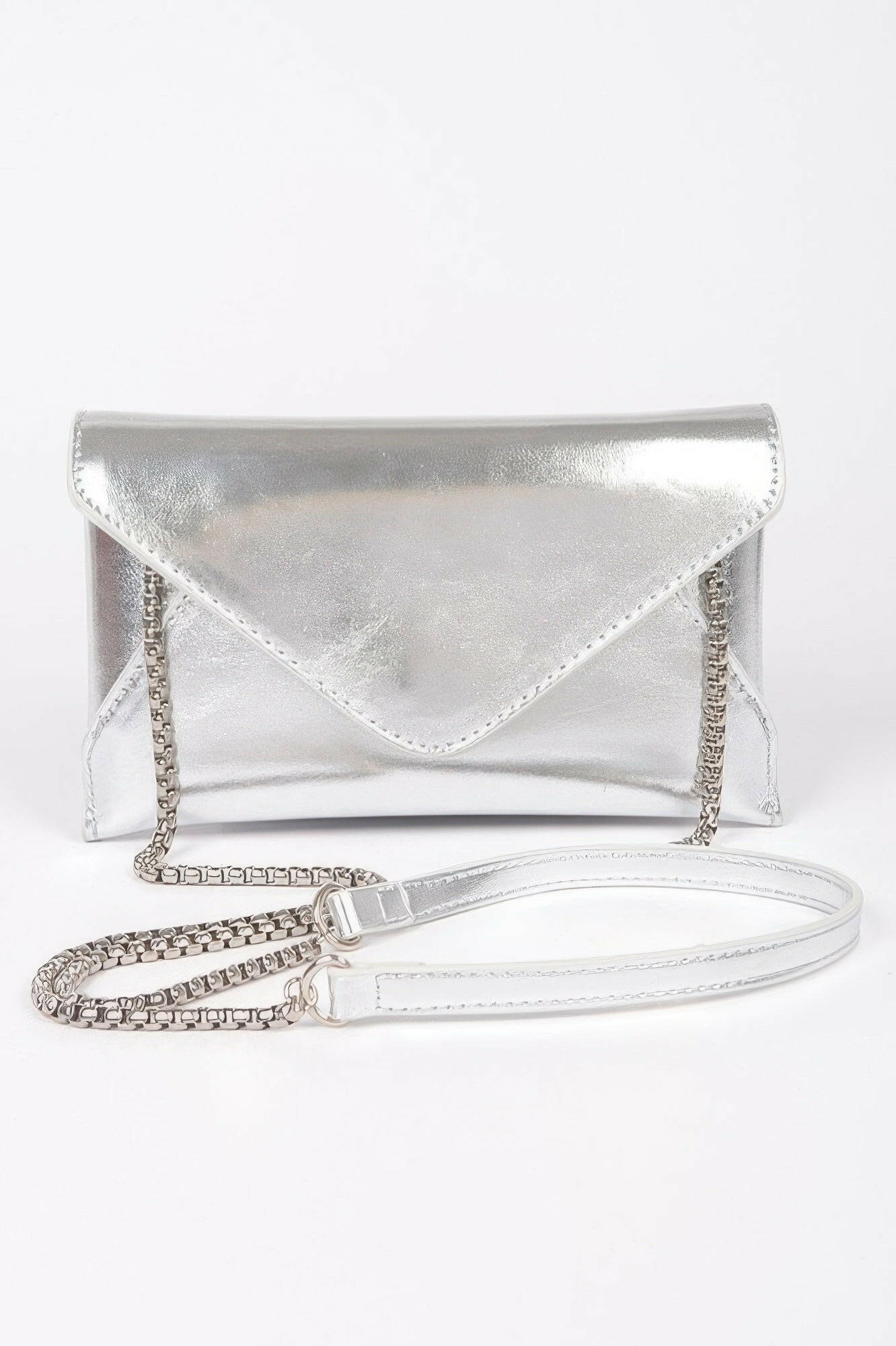 Compact and stylish small bag perfect for everyday use and travel, offering both convenience and elegance.