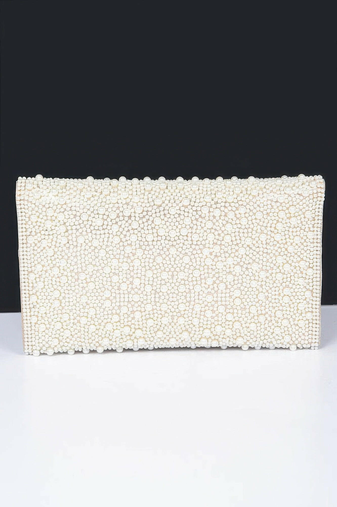 Elegant pearl party bag showcasing exquisite design, perfect for formal events and stylish occasions
