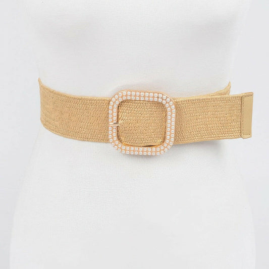 Elegant pearl belt showcasing timeless sophistication and luxury accessory fashion for formal occasions